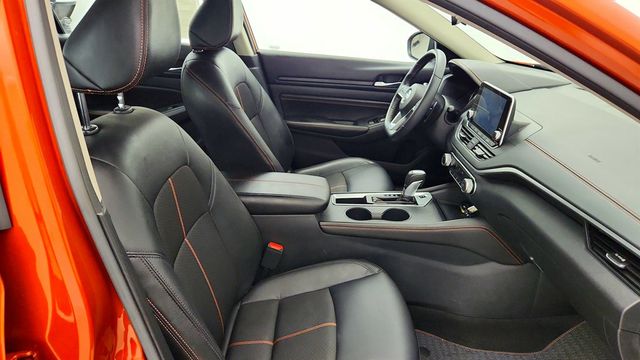 2022 Nissan Altima 2.5 SR Sedan - 23023484 - 22