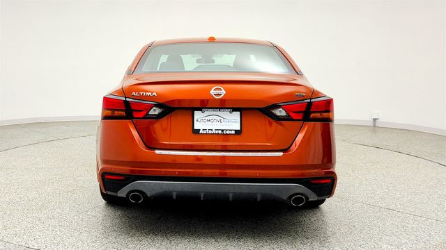 2022 Nissan Altima 2.5 SR Sedan - 23023484 - 5