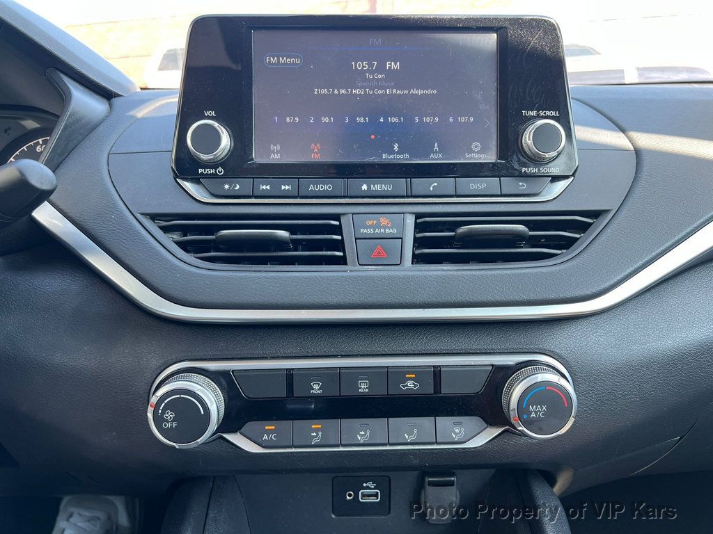 2022 Nissan Altima 2.5 photo 13