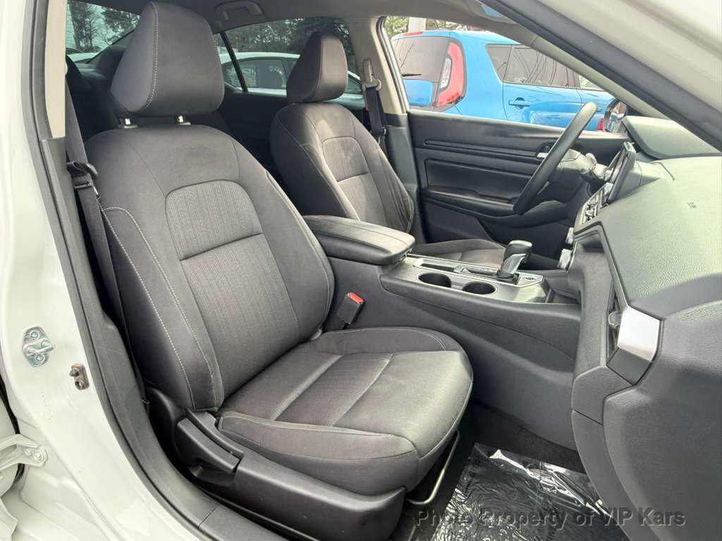2022 Nissan Altima 2.5 S Sedan - 22983324 - 16
