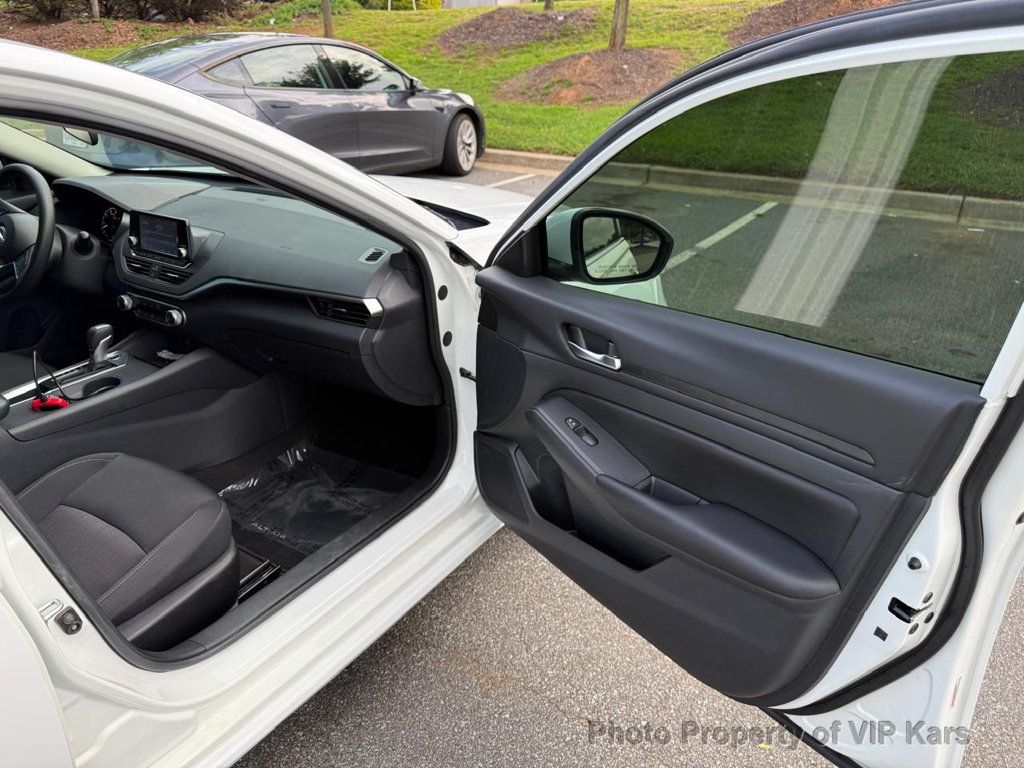 2022 Nissan Altima 2.5 S Sedan - 23042516 - 8