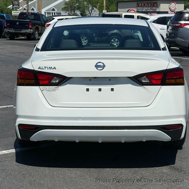 2022 Nissan Altima 2.5 S SEDAN W/DRIVER ASSISTANCE PACKAGE - 23013797 - 13