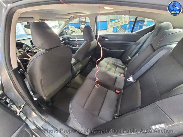 2022 Nissan Altima 2.5 SV AWD Sedan - 23057360 - 10
