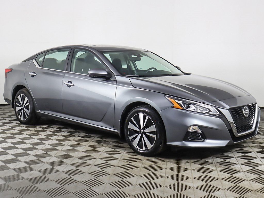 2022 Nissan Altima 2.5 SV AWD Sedan - 22748313 - 1