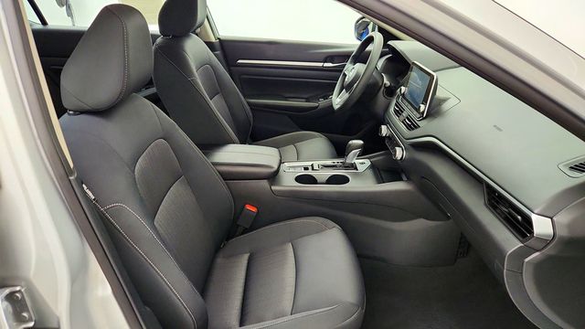 2022 Nissan Altima 2.5 SV AWD Sedan - 23082900 - 22