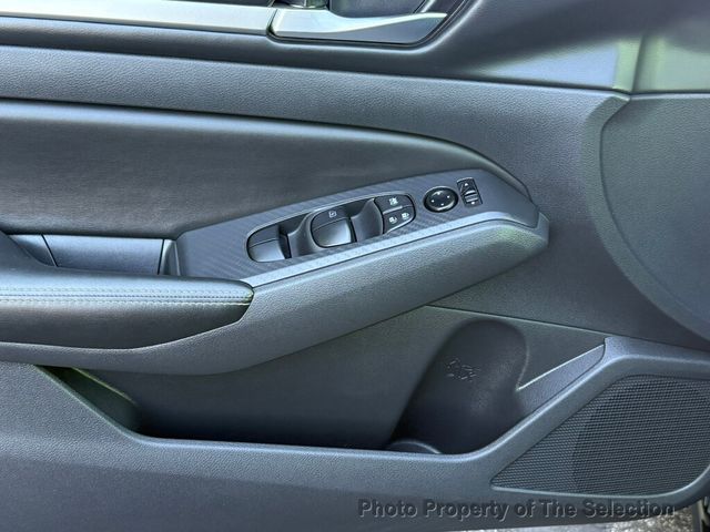 2022 Nissan Altima 2.5 SV AWD W/APPLE CARPLAY & ANDROID AUDIO - 22996232 - 19