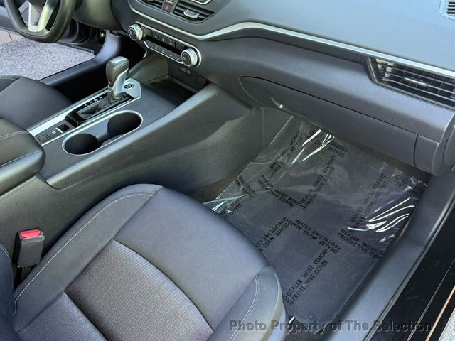 2022 Nissan Altima 2.5 SV AWD W/APPLE CARPLAY & ANDROID AUDIO - 22996232 - 40