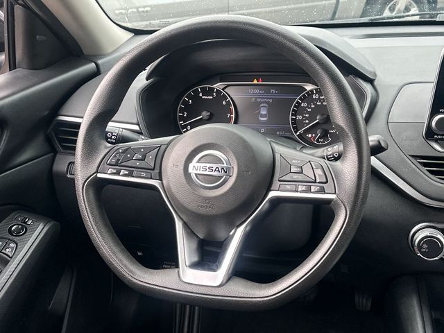 2022 Nissan Altima 2.5 SV Sedan - 22984240 - 17