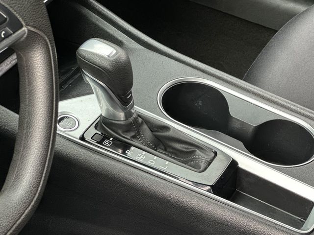 2022 Nissan Altima 2.5 SV Sedan - 22984240 - 18