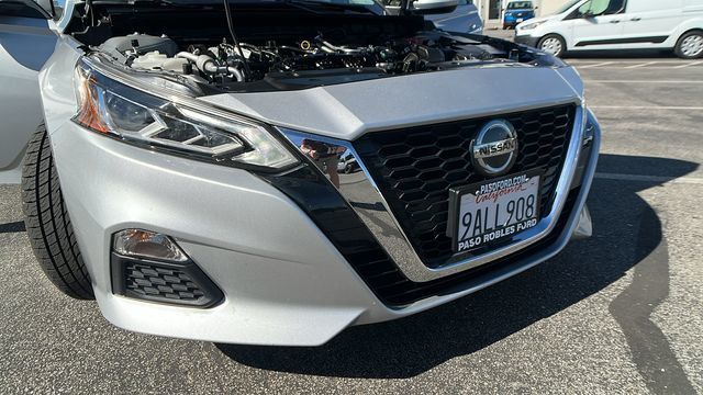 2022 Nissan Altima 2.5 SV Sedan - 22998056 - 10