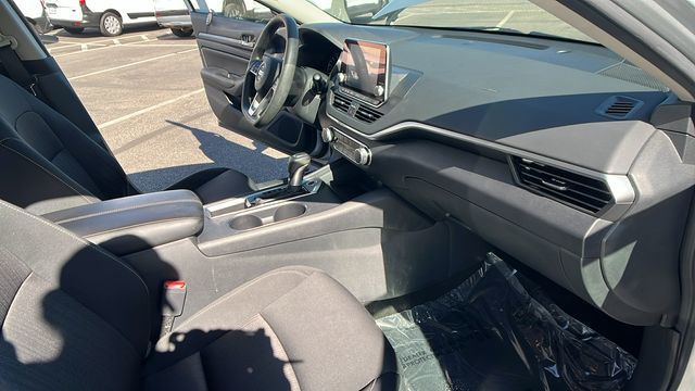 2022 Nissan Altima 2.5 SV Sedan - 22998056 - 12