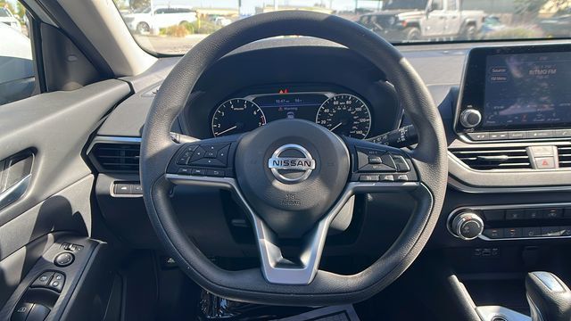 2022 Nissan Altima 2.5 SV Sedan - 22998056 - 20