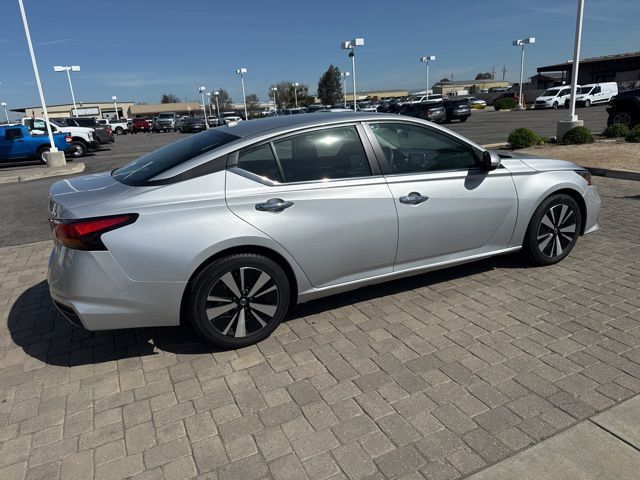 2022 Nissan Altima 2.5 SV Sedan - 22998056 - 3