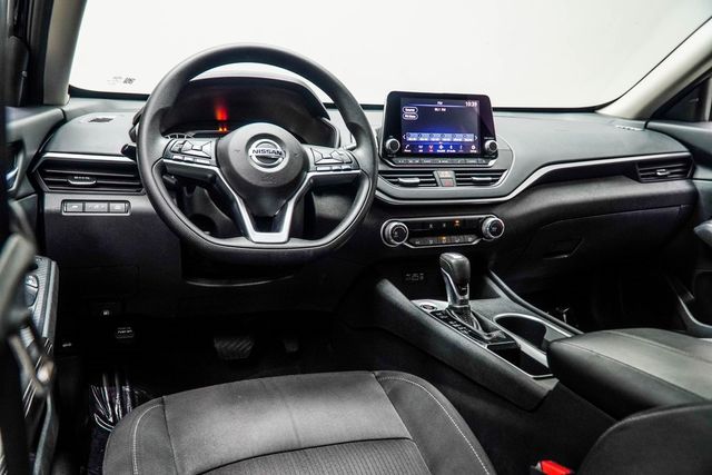 2022 Nissan Altima 2.5 SV Sedan - 22968635 - 4