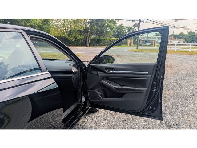 2022 Nissan Altima 2.5 SV Sedan - 22897529 - 10