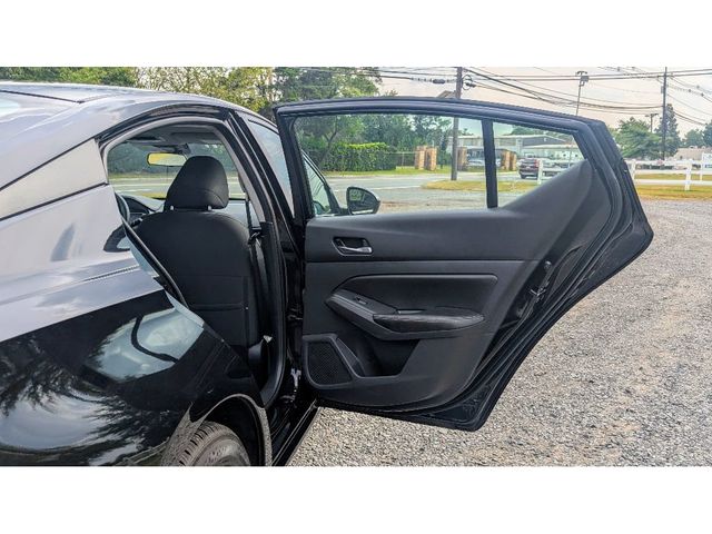 2022 Nissan Altima 2.5 SV Sedan - 22897529 - 11