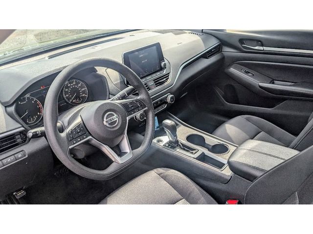 2022 Nissan Altima 2.5 SV Sedan - 22897529 - 17