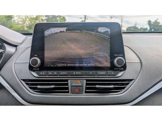 2022 Nissan Altima 2.5 SV Sedan - 22897529 - 24