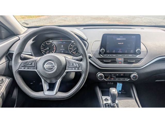 2022 Nissan Altima 2.5 SV Sedan - 22897529 - 26