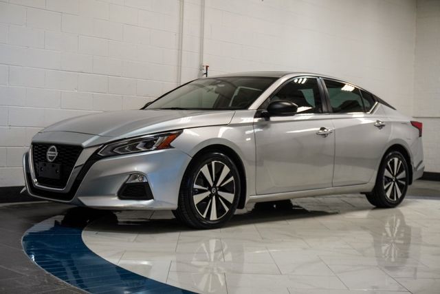 2022 Nissan Altima 2.5 SV Sedan - 22981424 - 28