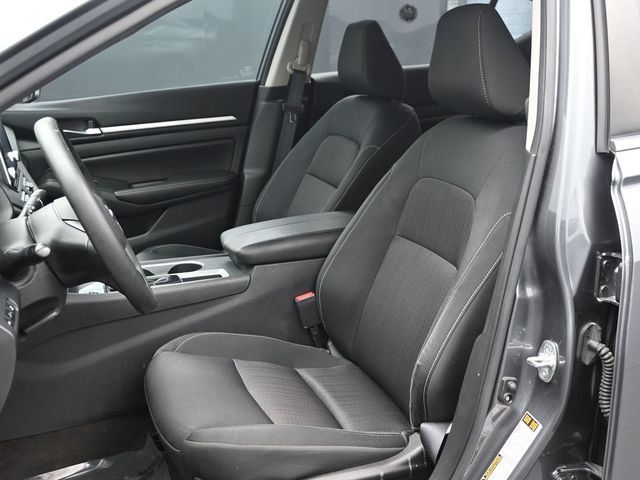 2022 Nissan Altima 2.5 SV Sedan - 23000420 - 9