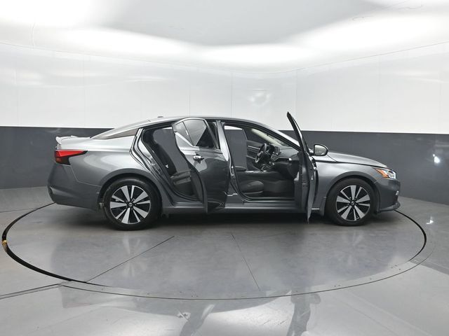 2022 Nissan Altima 2.5 SV Sedan - 23000420 - 39