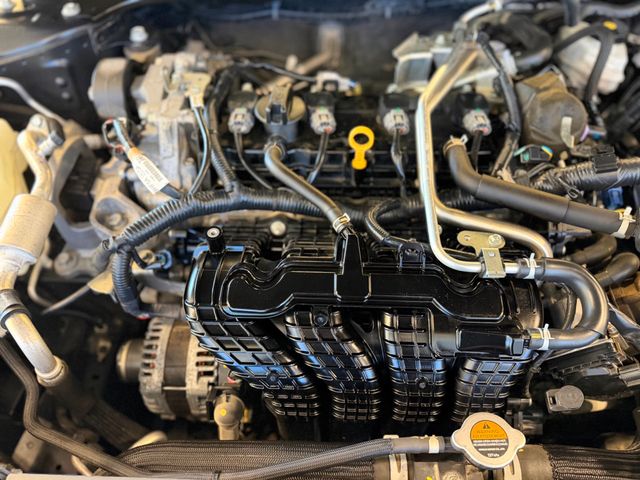 2022 Nissan Altima 2.5 SV Sedan - 23031475 - 34