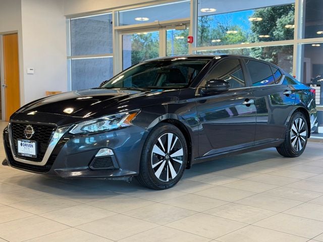 2022 Nissan Altima 2.5 SV Sedan - 23031475 - 3