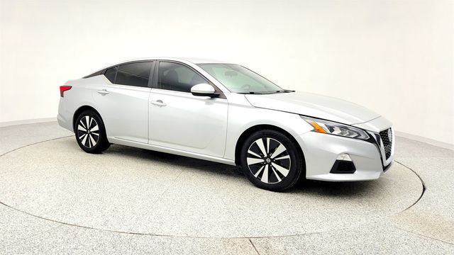 2022 Nissan Altima 2.5 SV Sedan - 22974015 - 2