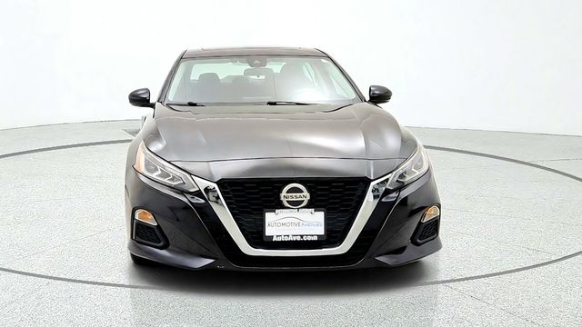 2022 Nissan Altima SV w/ Premium Package, ProPILOT Assist & Moonroof - 23093344 - 1