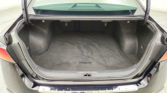2022 Nissan Altima SV w/ Premium Package, ProPILOT Assist & Moonroof - 23093344 - 21