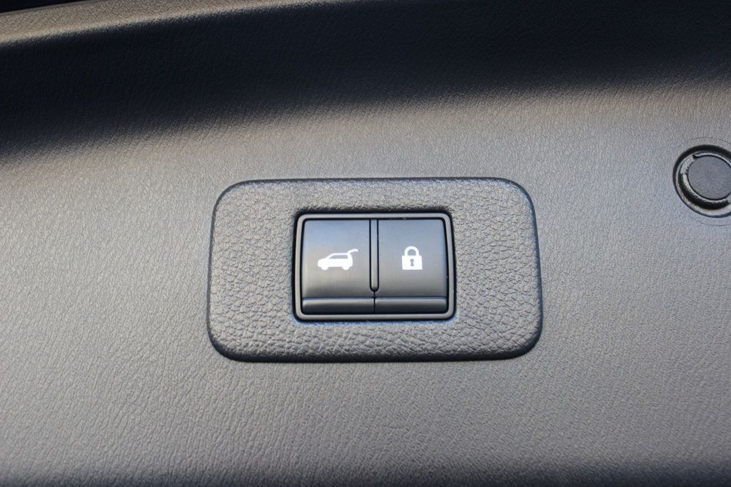 2022 Nissan Armada 4x2 SL - 23088646 - 29
