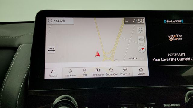 2022 Nissan Armada 4x4 Platinum with Captain's Chair Package (7 Seater) - 22954113 - 19