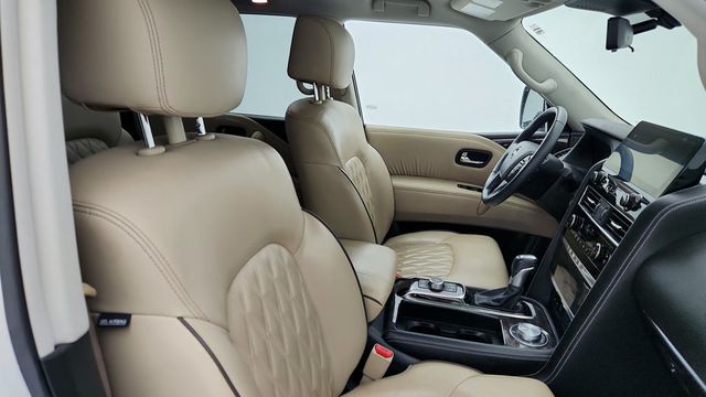 2022 Nissan Armada 4x4 Platinum with Captain's Chair Package (7 Seater) - 22954113 - 26