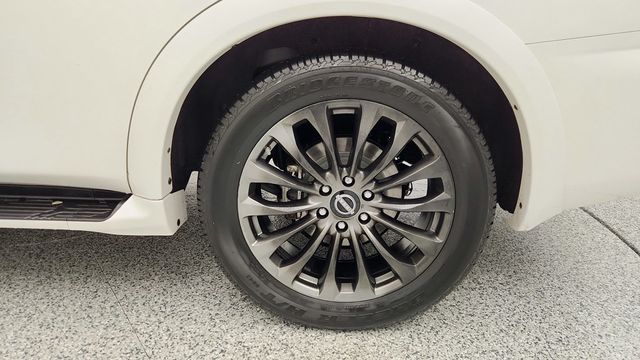 2022 Nissan Armada 4x4 Platinum with Captain's Chair Package (7 Seater) - 22954113 - 8