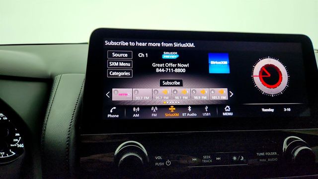 2022 Nissan Armada 4x4 SV w/ Appearance Pkg, Power Liftgate & 20'' Alloy Wheels - 22996188 - 17