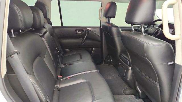 2022 Nissan Armada 4x4 SV w/ Appearance Pkg, Power Liftgate & 20'' Alloy Wheels - 22996188 - 23