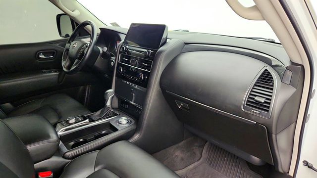 2022 Nissan Armada 4x4 SV w/ Appearance Pkg, Power Liftgate & 20'' Alloy Wheels - 22996188 - 25