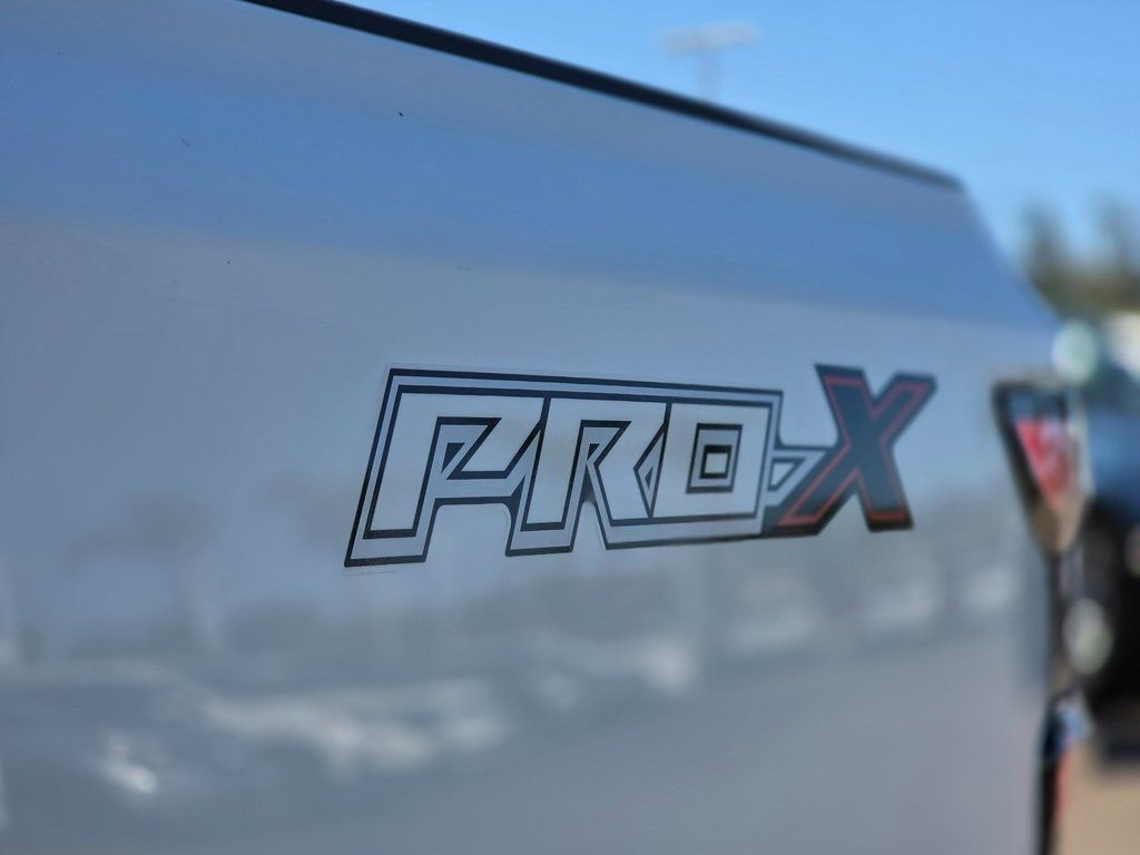 2022 Nissan Frontier Crew Cab 4x2 PRO-X Automatic - 22979919 - 14