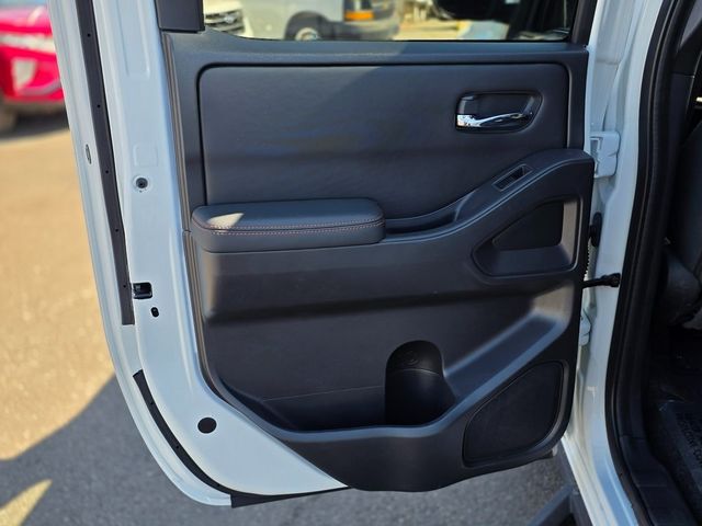 2022 Nissan Frontier Crew Cab 4x2 PRO-X Automatic - 22979919 - 23