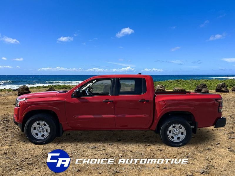 2022 Nissan Frontier Crew Cab S photo 3