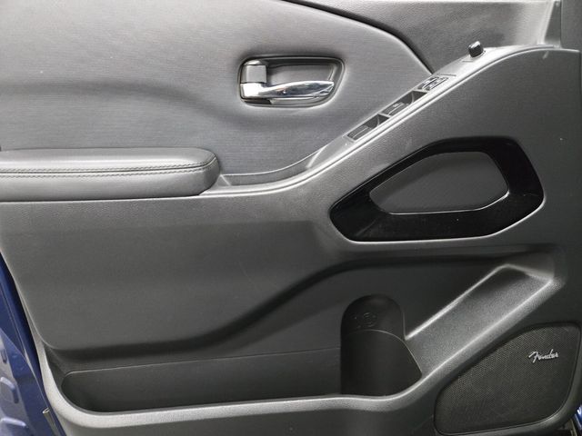 2022 Nissan Frontier Crew Cab 4x4 PRO-4X Automatic - 22963552 - 13