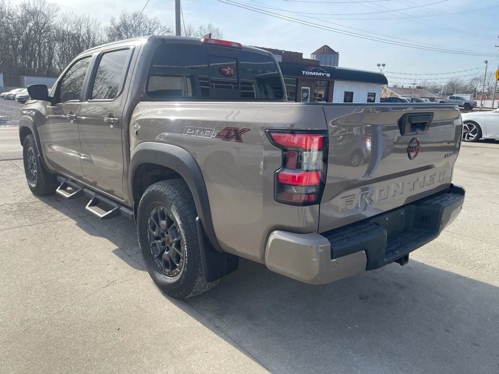 2022 Nissan Frontier Crew Cab 4x4 PRO-4X Automatic - 22989156 - 2