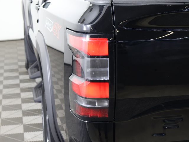 2022 Nissan Frontier Crew Cab 4x4 PRO-4X Automatic - 22945553 - 13