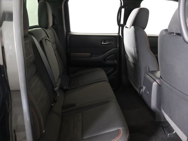 2022 Nissan Frontier Crew Cab 4x4 PRO-4X Automatic - 22945553 - 32