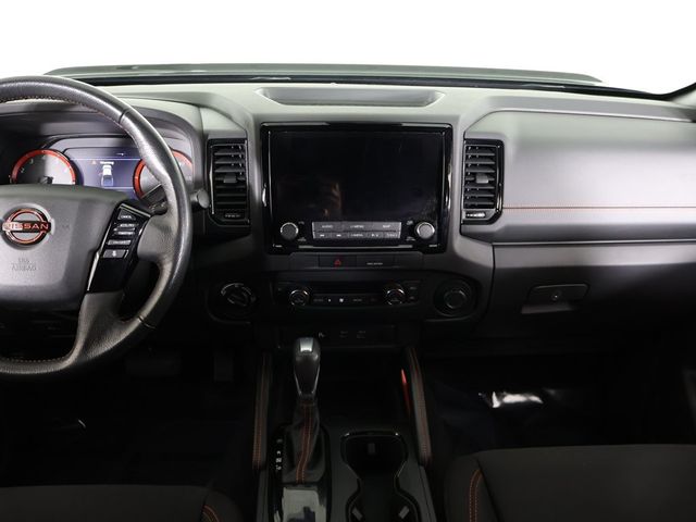 2022 Nissan Frontier Crew Cab 4x4 PRO-4X Automatic - 22945553 - 33