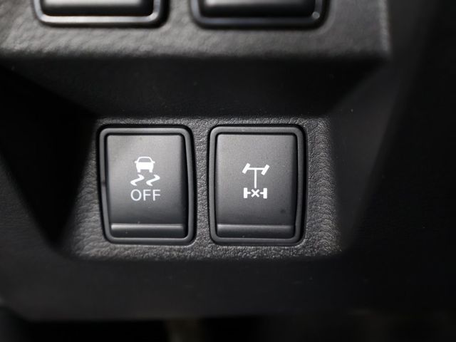 2022 Nissan Frontier Crew Cab 4x4 PRO-4X Automatic - 22945553 - 36