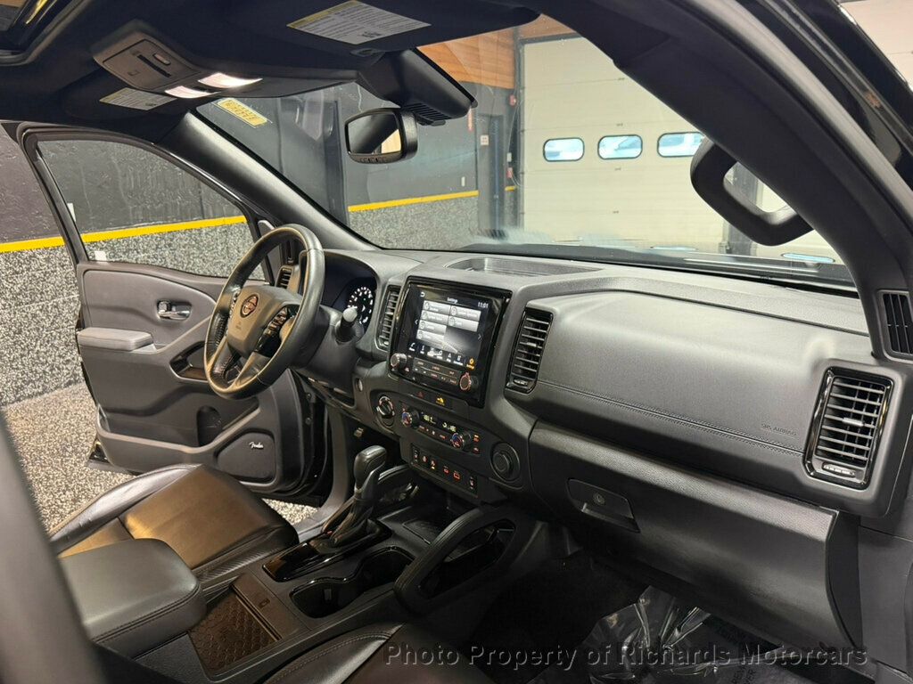 2022 Nissan Frontier Crew Cab 4x4 PRO-4X Automatic - 23014212 - 22