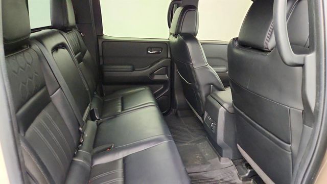 2022 Nissan Frontier Crew Cab 4x4 PRO-4X Automatic - 22972406 - 23