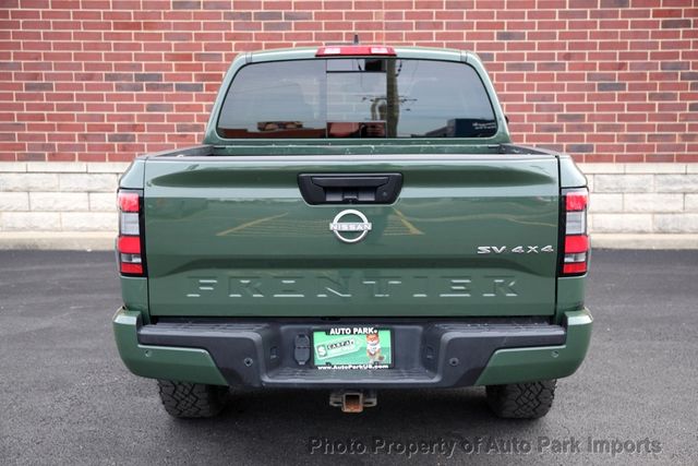 2022 Nissan Frontier Crew Cab 4x4 SV Automatic - 22944958 - 24